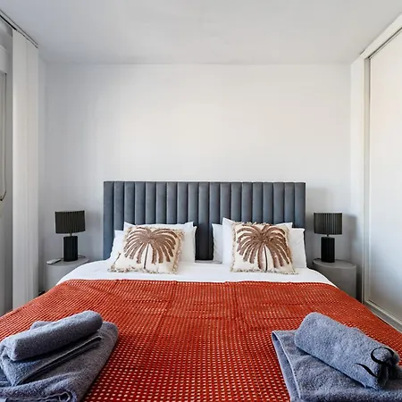 Levante, Stylish For 4 Persons, Midstay