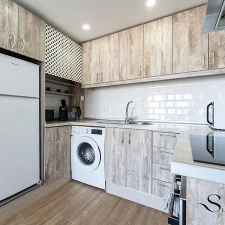 Levante, Stylish For 4 Persons, Midstay Apartment